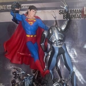 Collectible DC Direct Superman vs. Brainiac statue,